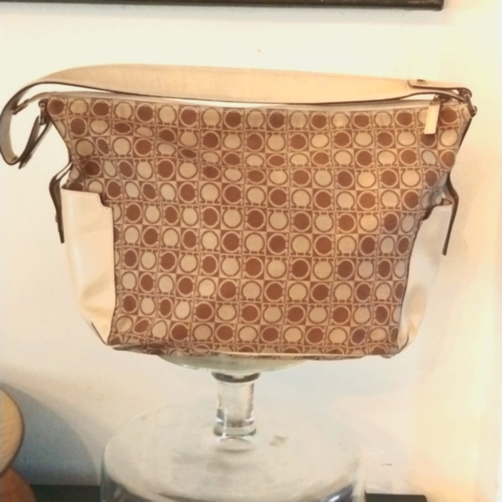 🤎 RARE SALVATORE FERRAGAMO 🤎